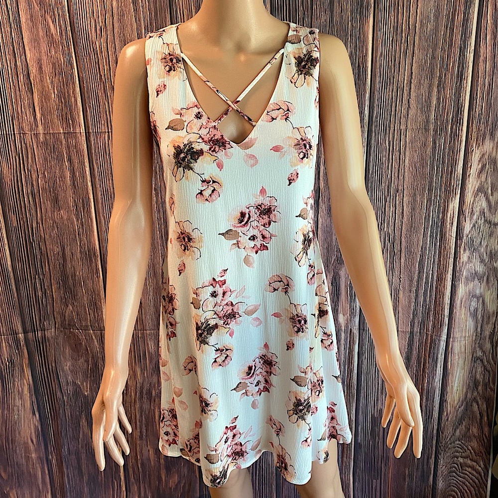 Altar’d State size small white & pink floral boho flowy swing dress